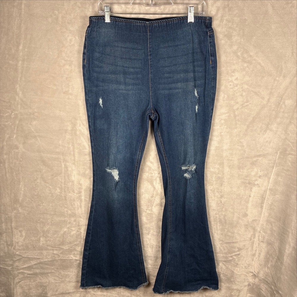 No Boundaries Women Blue Distressed Pull On Flare Jeans Size L 11-13 Raw Hem